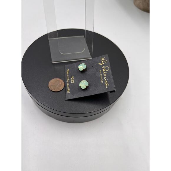 Liz PALACIOS WOMEN'S Pacific
Opal I2mm Austrian Crystal Stud Post Earrings New - Picture 6 of 6
